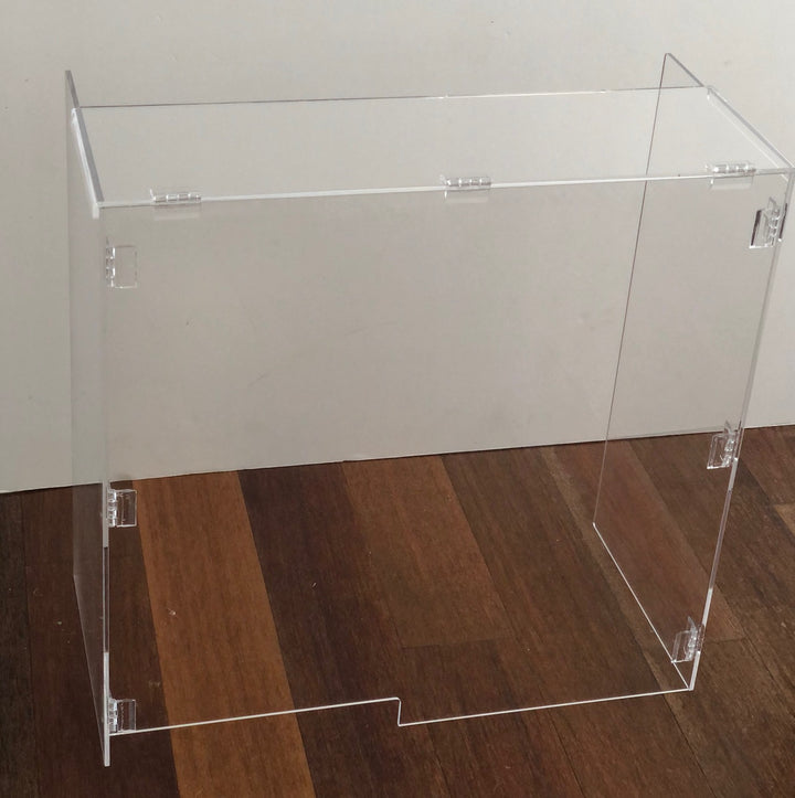 Our portable sneeze guard plexiglass shield is sturdy and high quality.